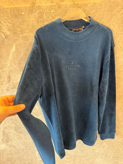 Louis Vuitton minimalist embroidered sweatshirt in green and blue