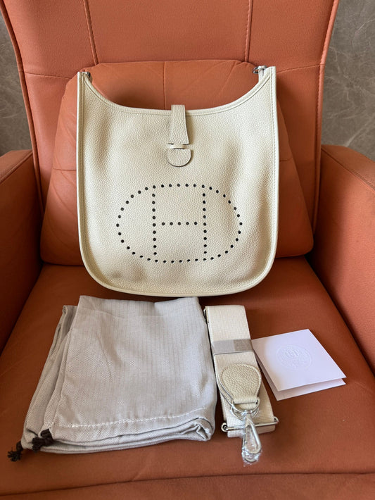 Hermes taurillon clemence amazone evelyne TPM new white