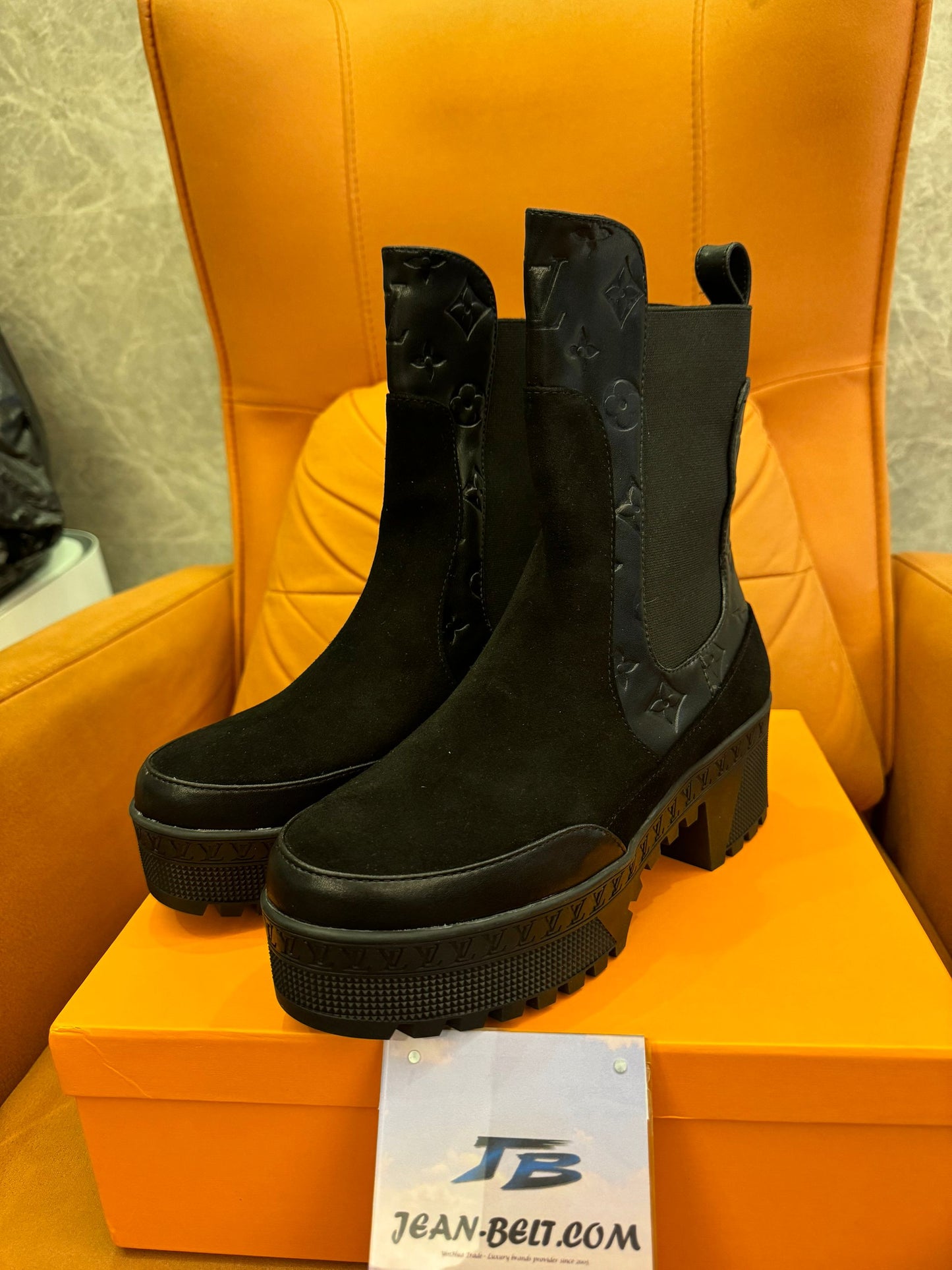 Louis Vuitton Laureate Platform chelsea boot