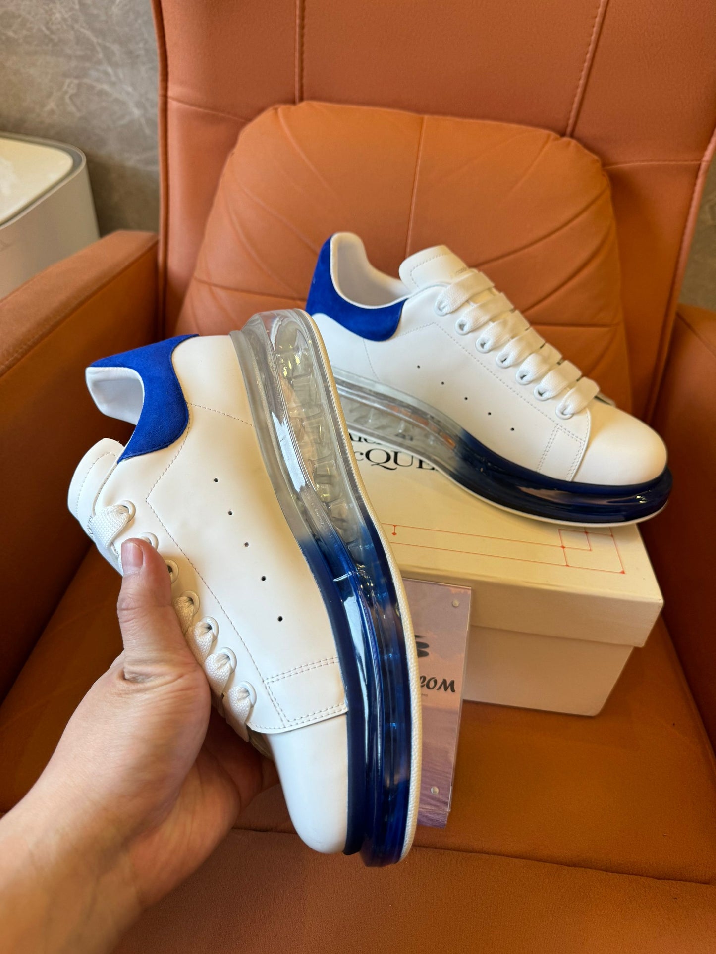 Alexander McQueen Oversized clear sole sneakers – white & blue