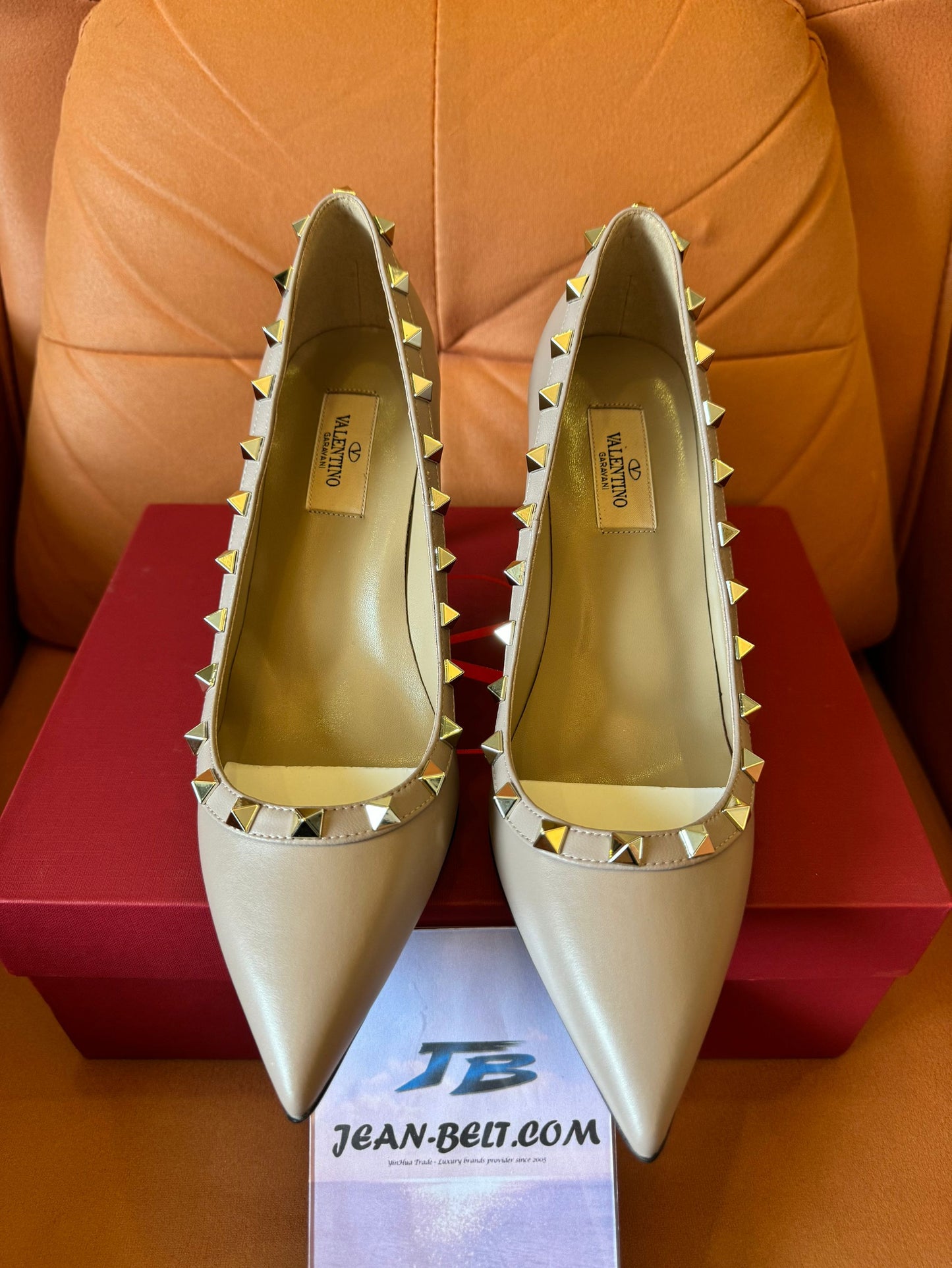 Valentino Garavani beige leather rockstud heels pumps