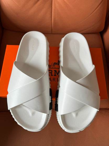 Hermès Cypris sandals in white rubber