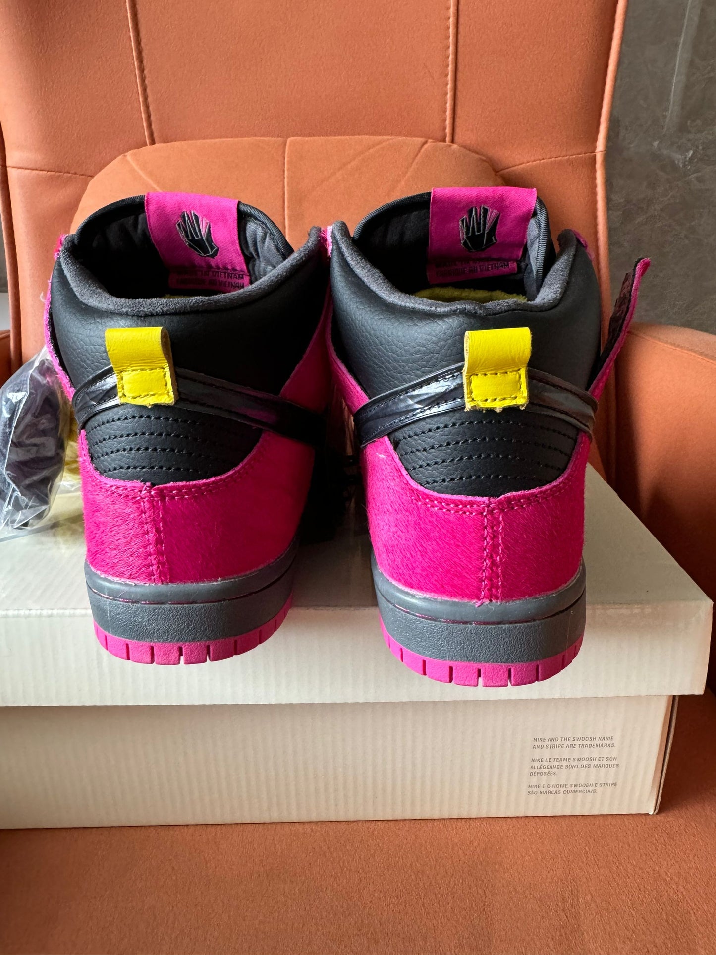 Nike Dunk High Premium "Pink Pony Hair"