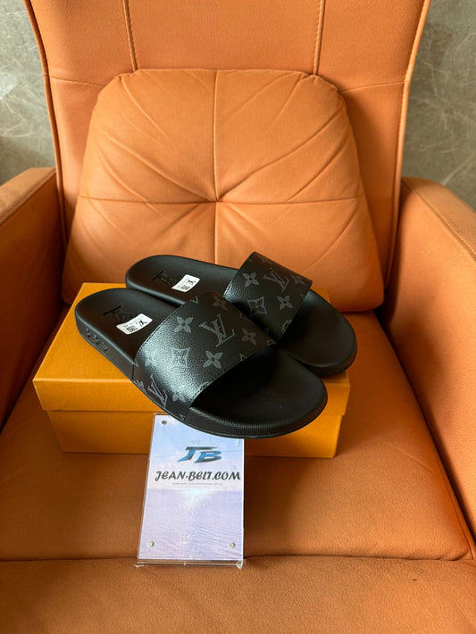 Louis Vuitton Waterfront monogram Eclipse slides