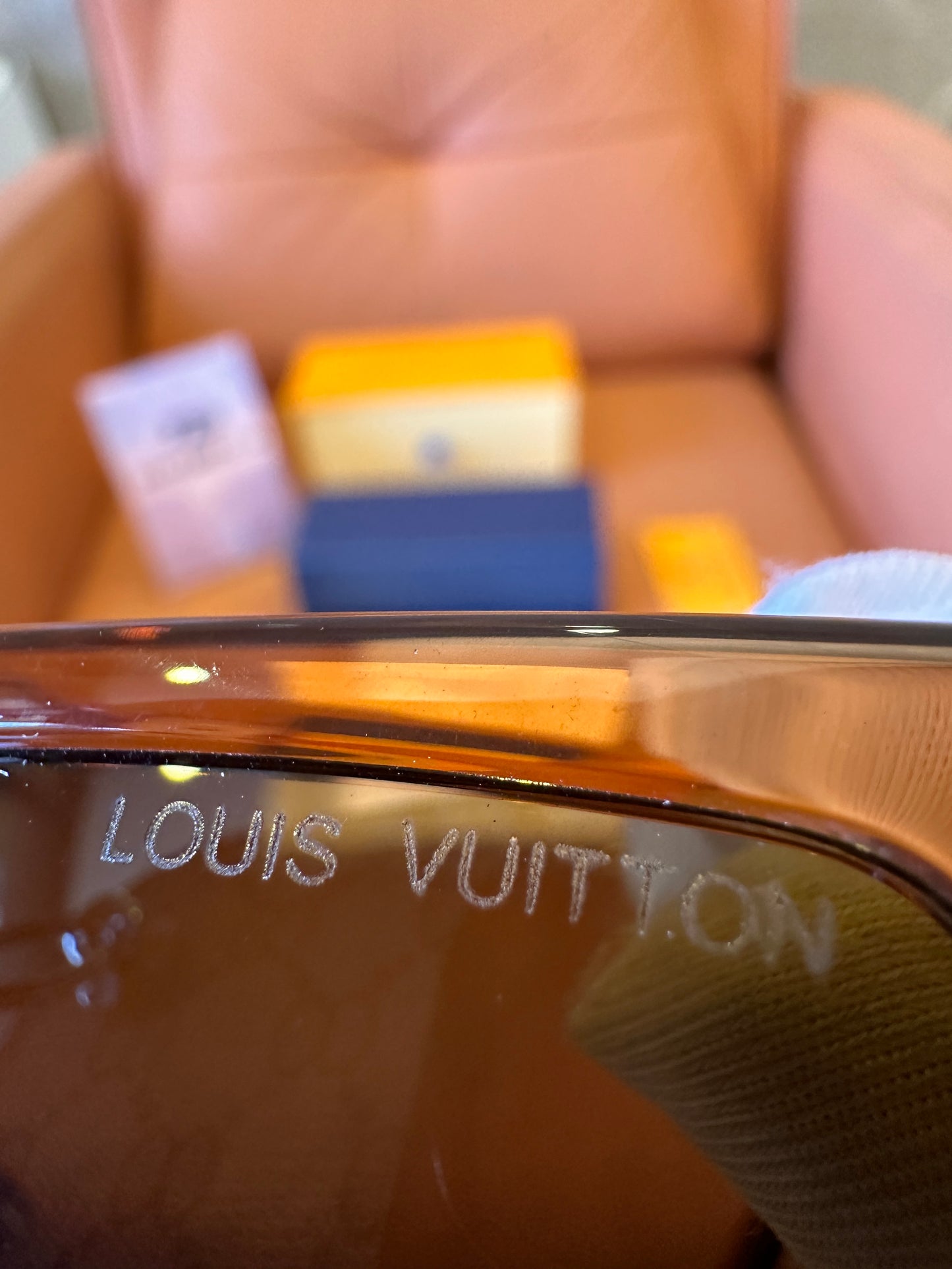 Louis Vuitton square sunglasses Z1123W - amber