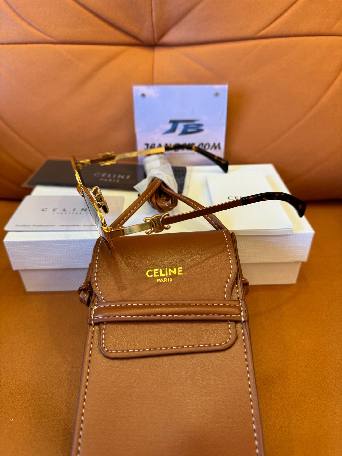 Celine aviator sunglasses CL40069U