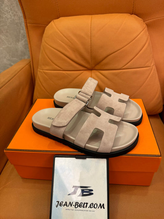 Hermès Chypre suede sandals in beige