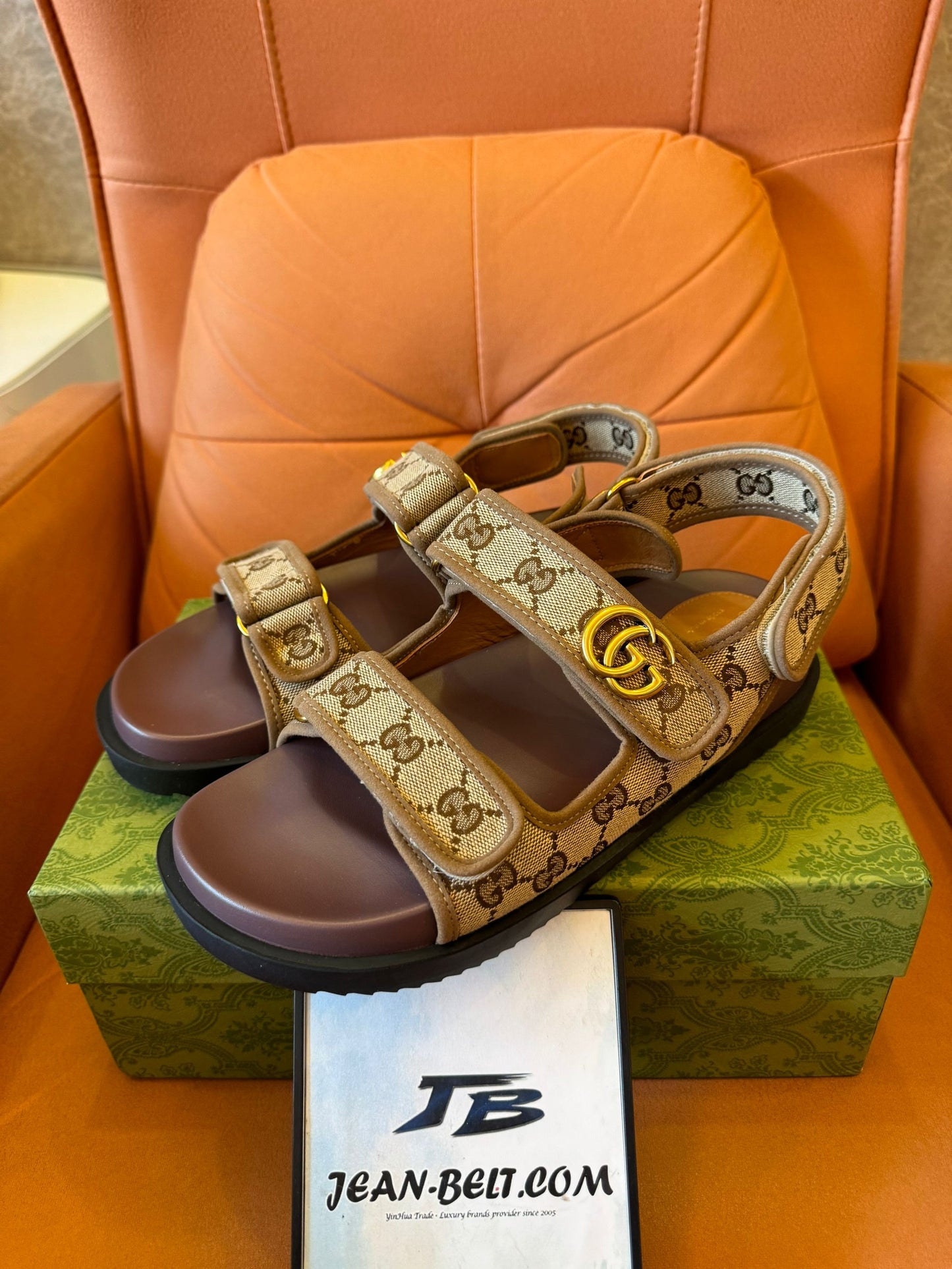 Gucci double G monogram sandals - iconic logo beige canvas