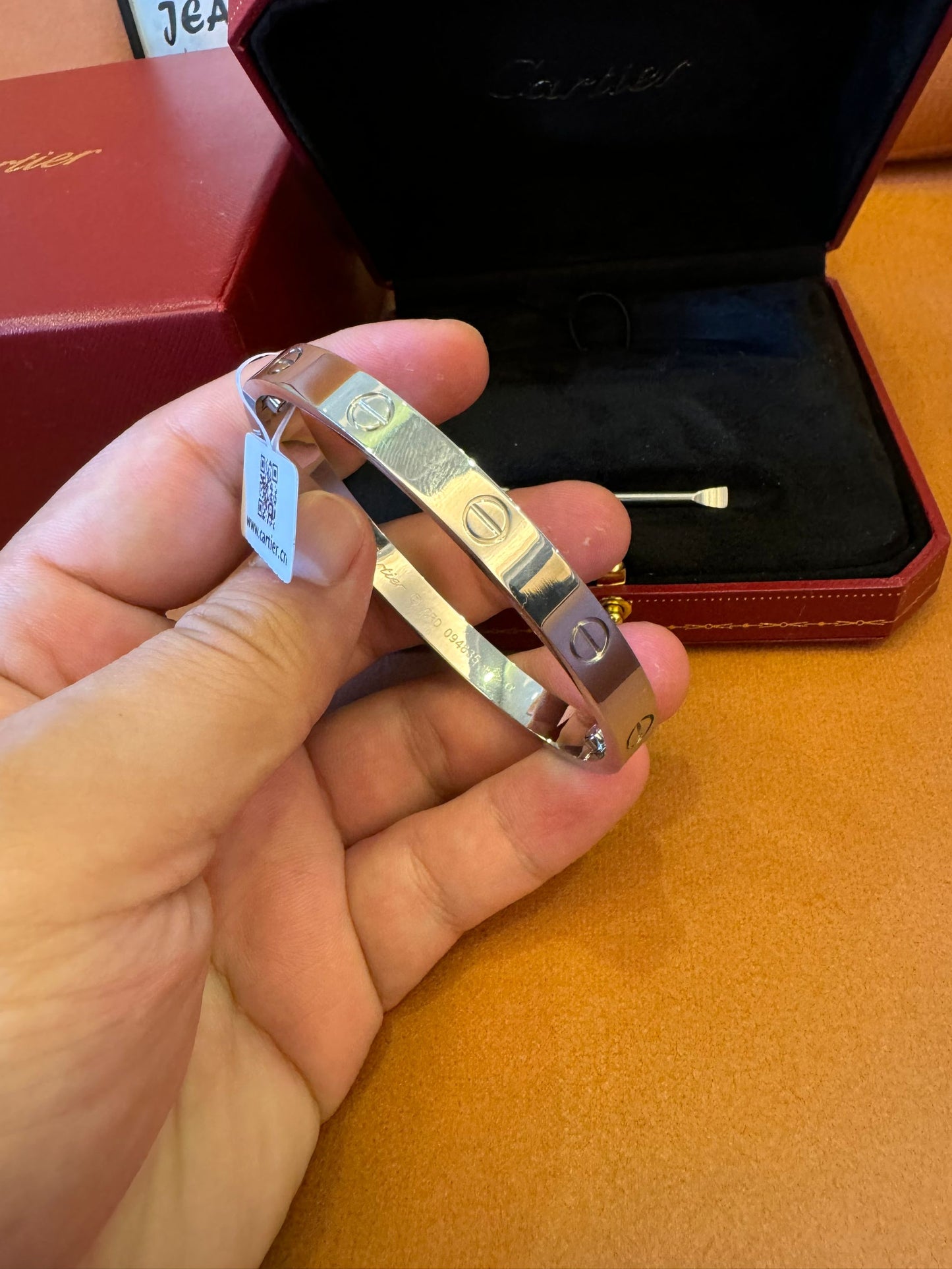 Cartier Love bracelet in white gold with screwdriver