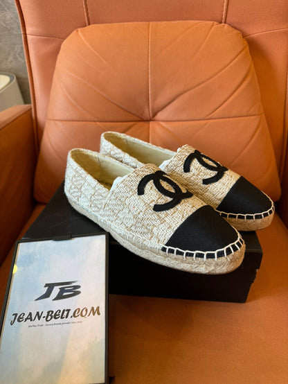 Chanel beige and black tweed espadrilles with iconic CC logo