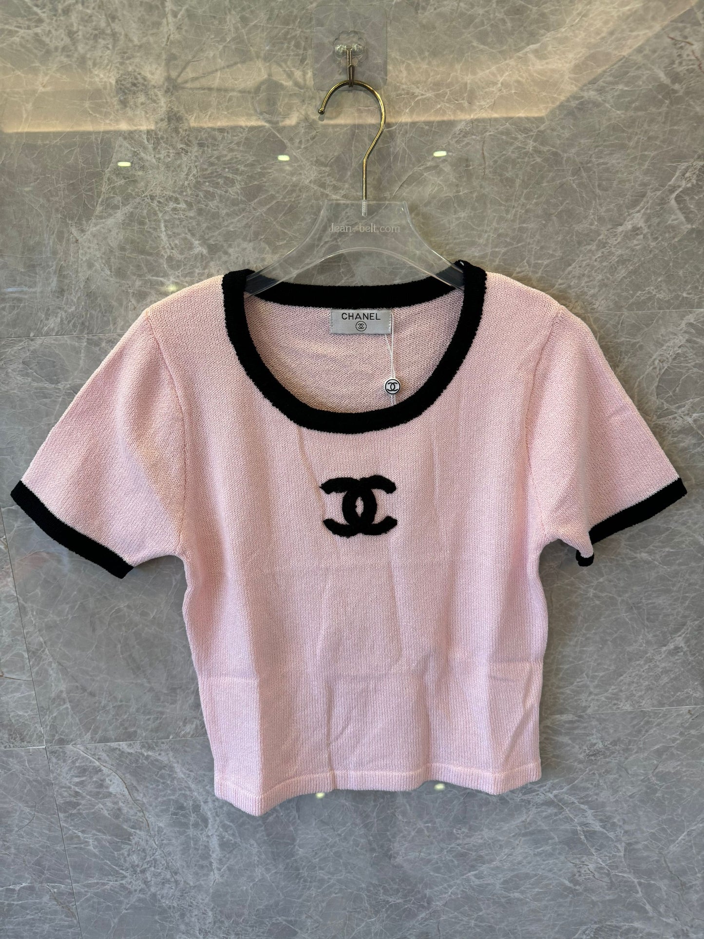 Chanel pink knit short-sleeve sweater