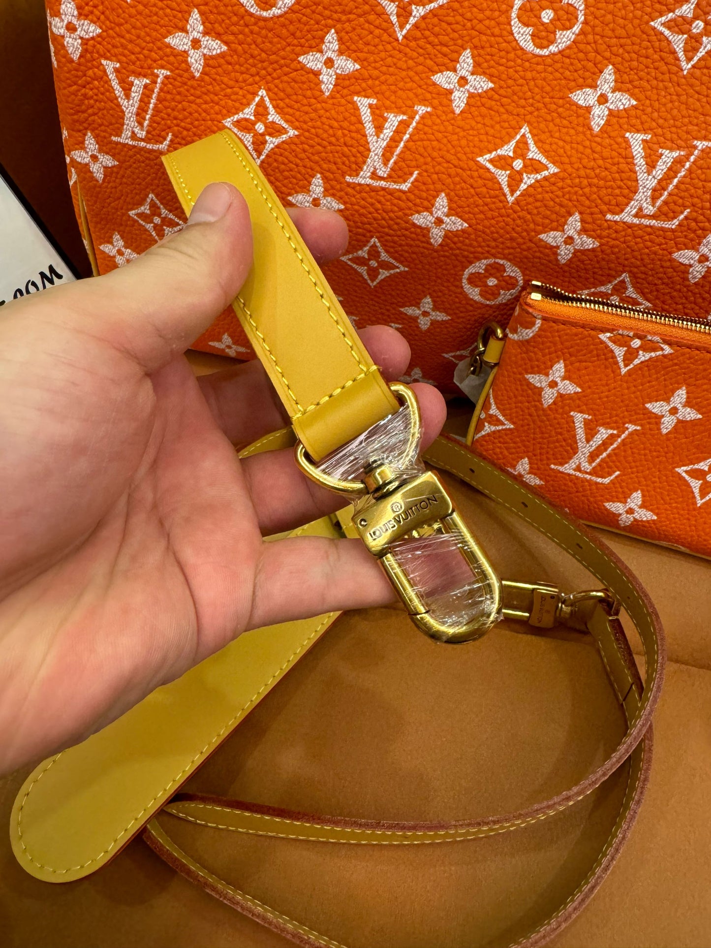 Louis Vuitton monogram orange canvasspeedy bandoulière 30