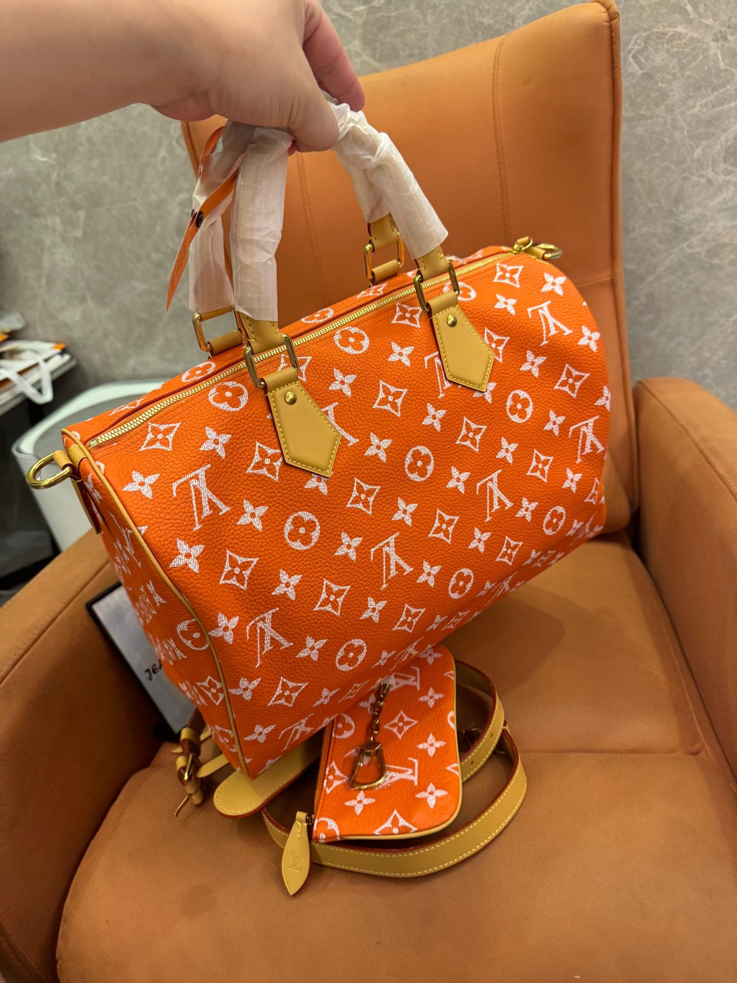 Louis Vuitton monogram orange canvasspeedy bandoulière 30