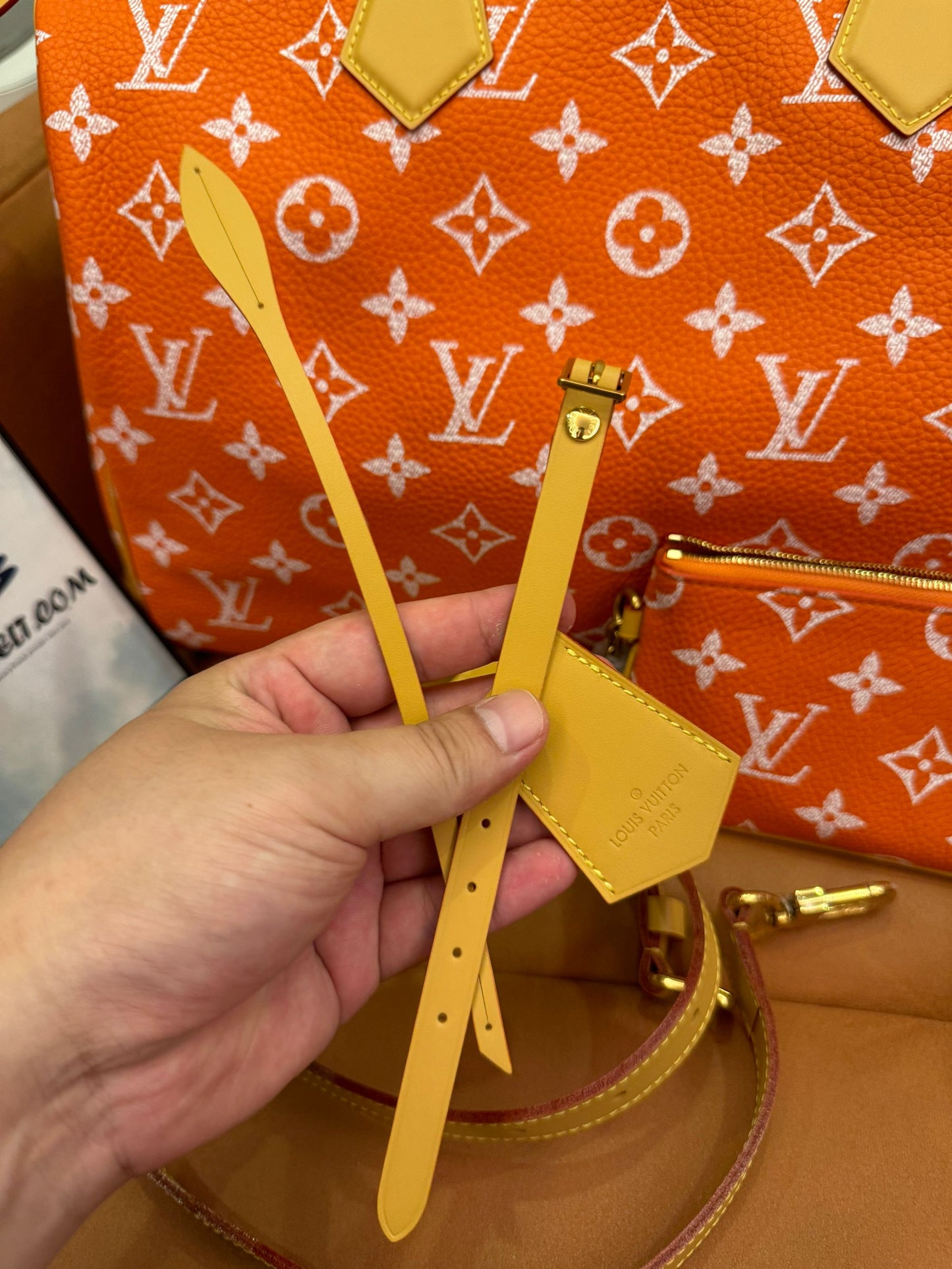 Louis Vuitton monogram orange canvasspeedy bandoulière 30