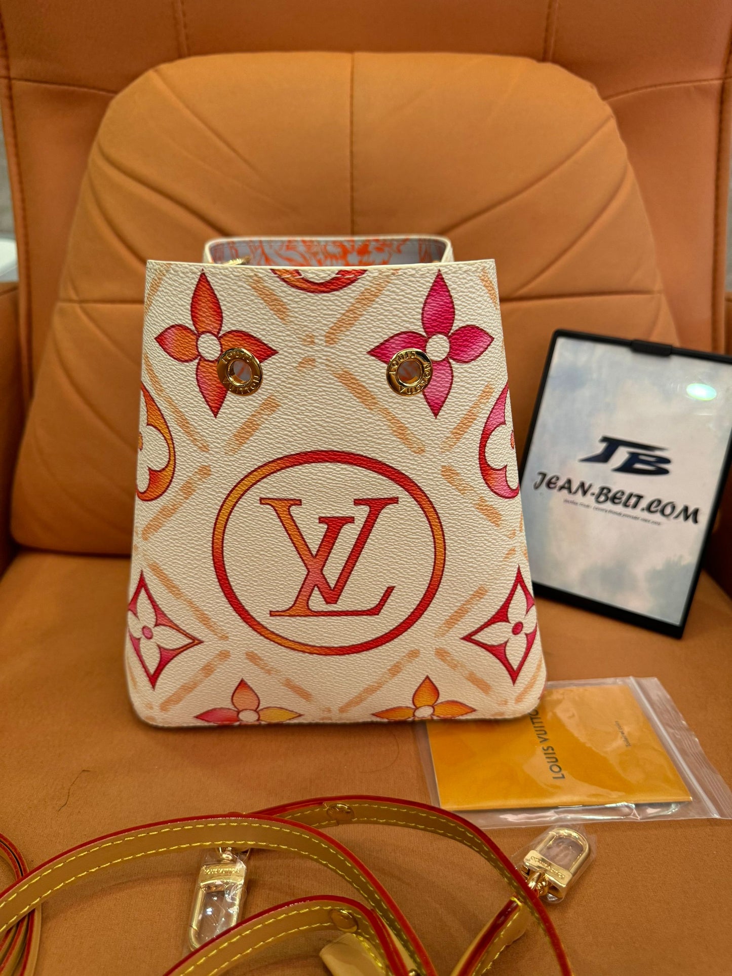 Louis Vuitton summer capsule collection small bucket bag – pink and orange floral monogram print