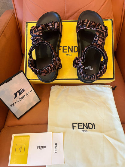 Fendi feel satin sandal pink for women's