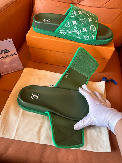 Louis Vuitton slipper