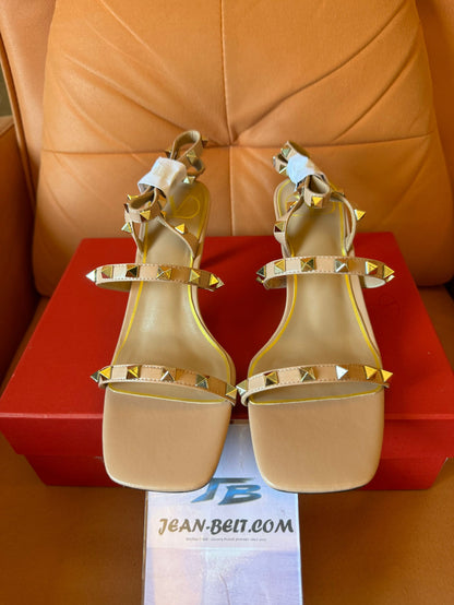 Valentino high heels shoes