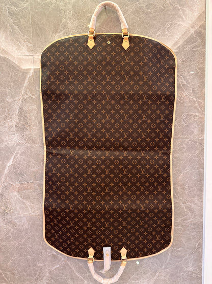 Louis Vuitton suit bag 20th century garment bag classic monogram canvas 80s