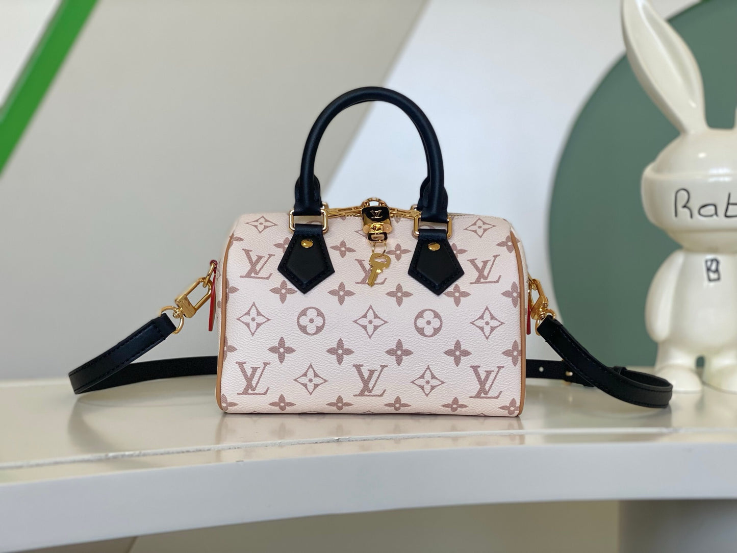 Louis vuitton speedy 20 handbag