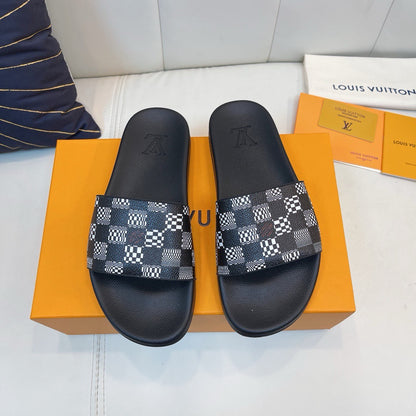 Louis Vuitton unisex slipper