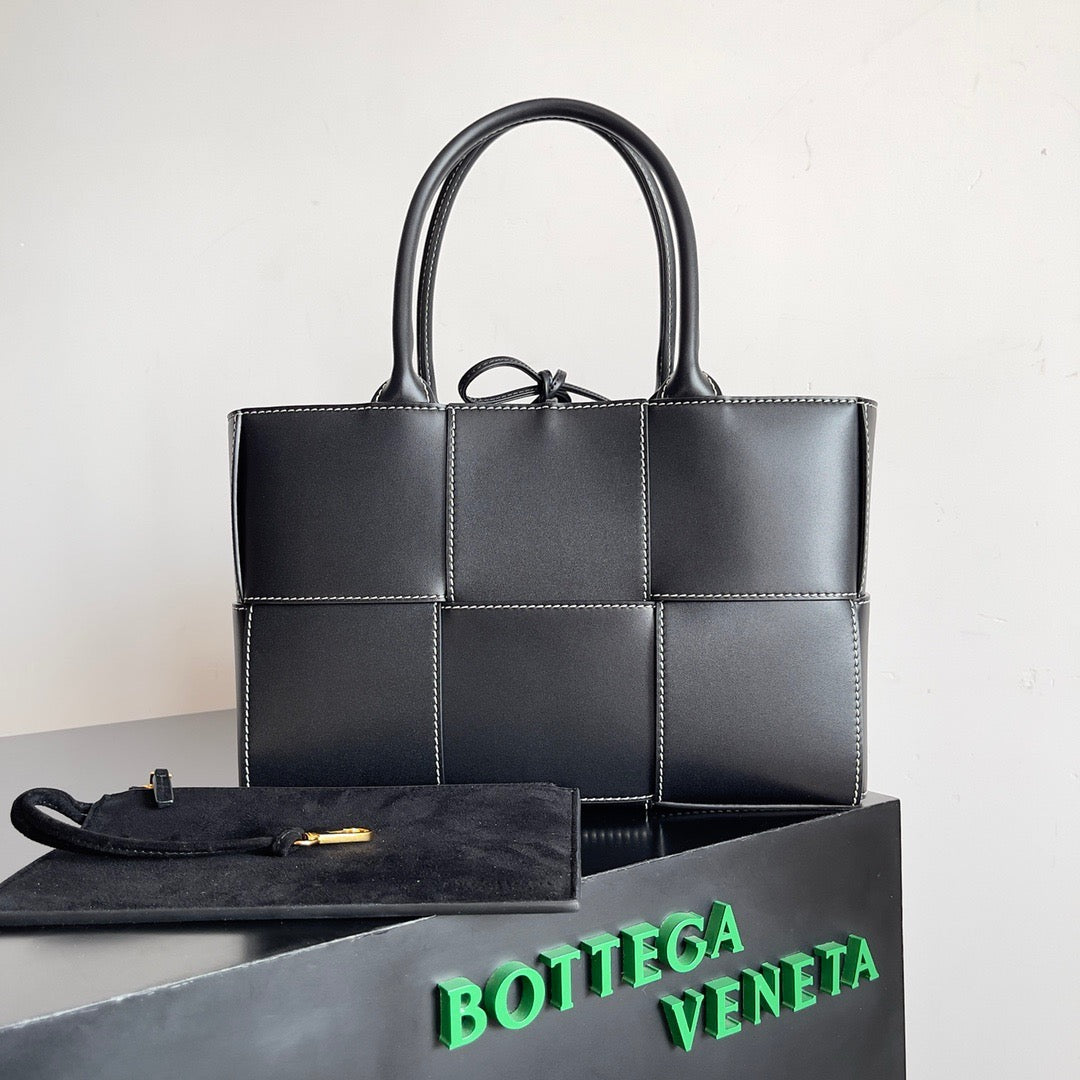 Bottega Veneta Slip bag