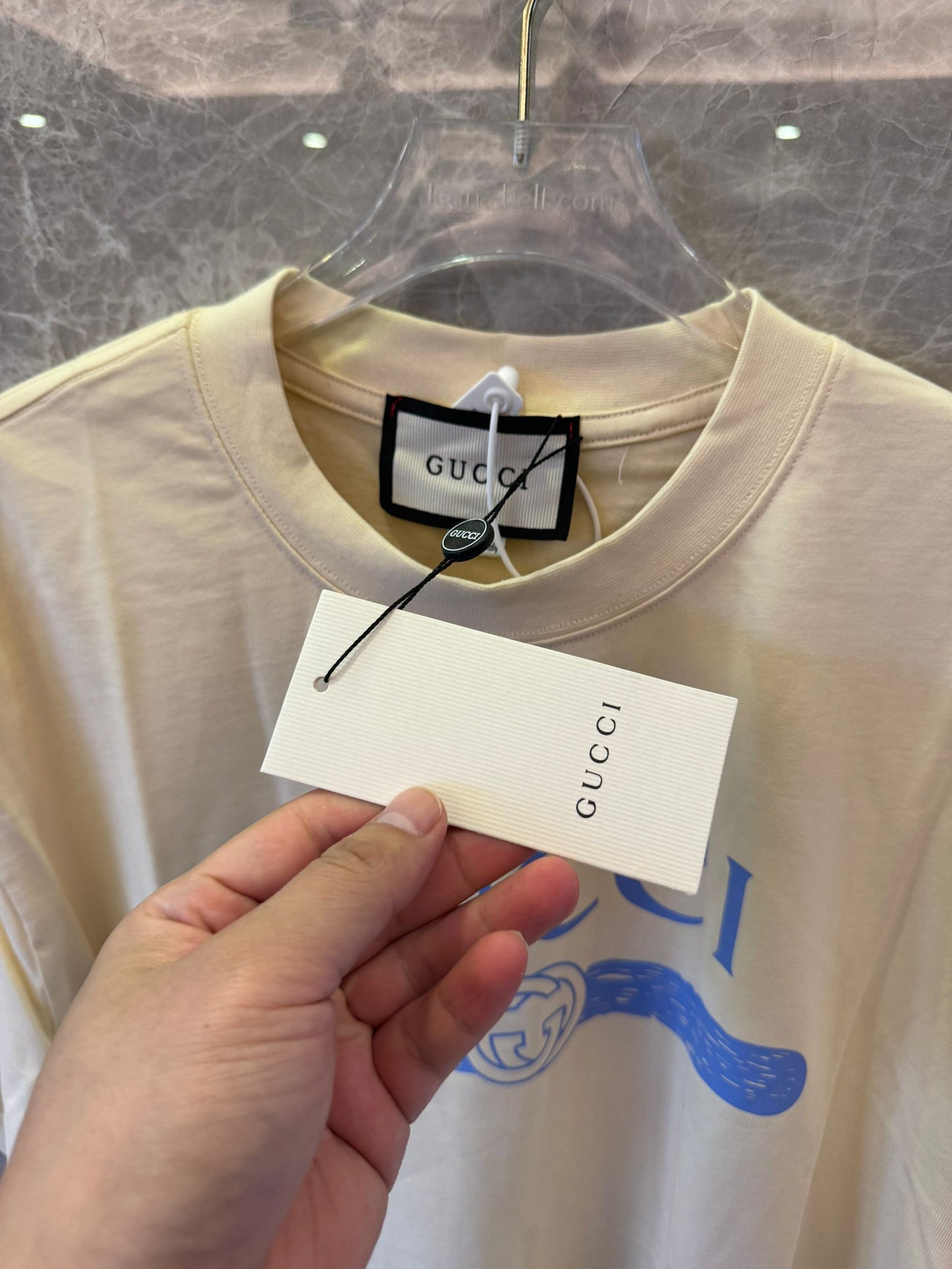 Gucci tshirt