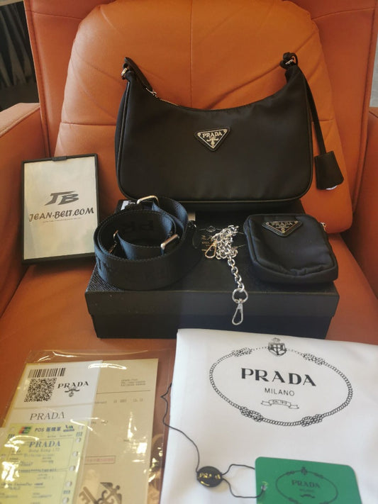 Prada nylon re-edition 2005 shoulder bag black