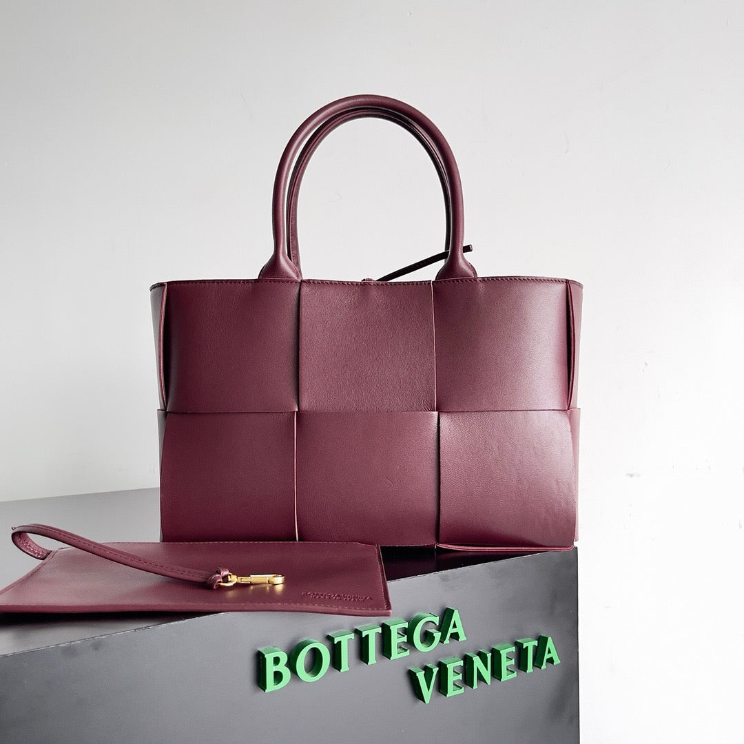 Bottega Veneta Slip bag