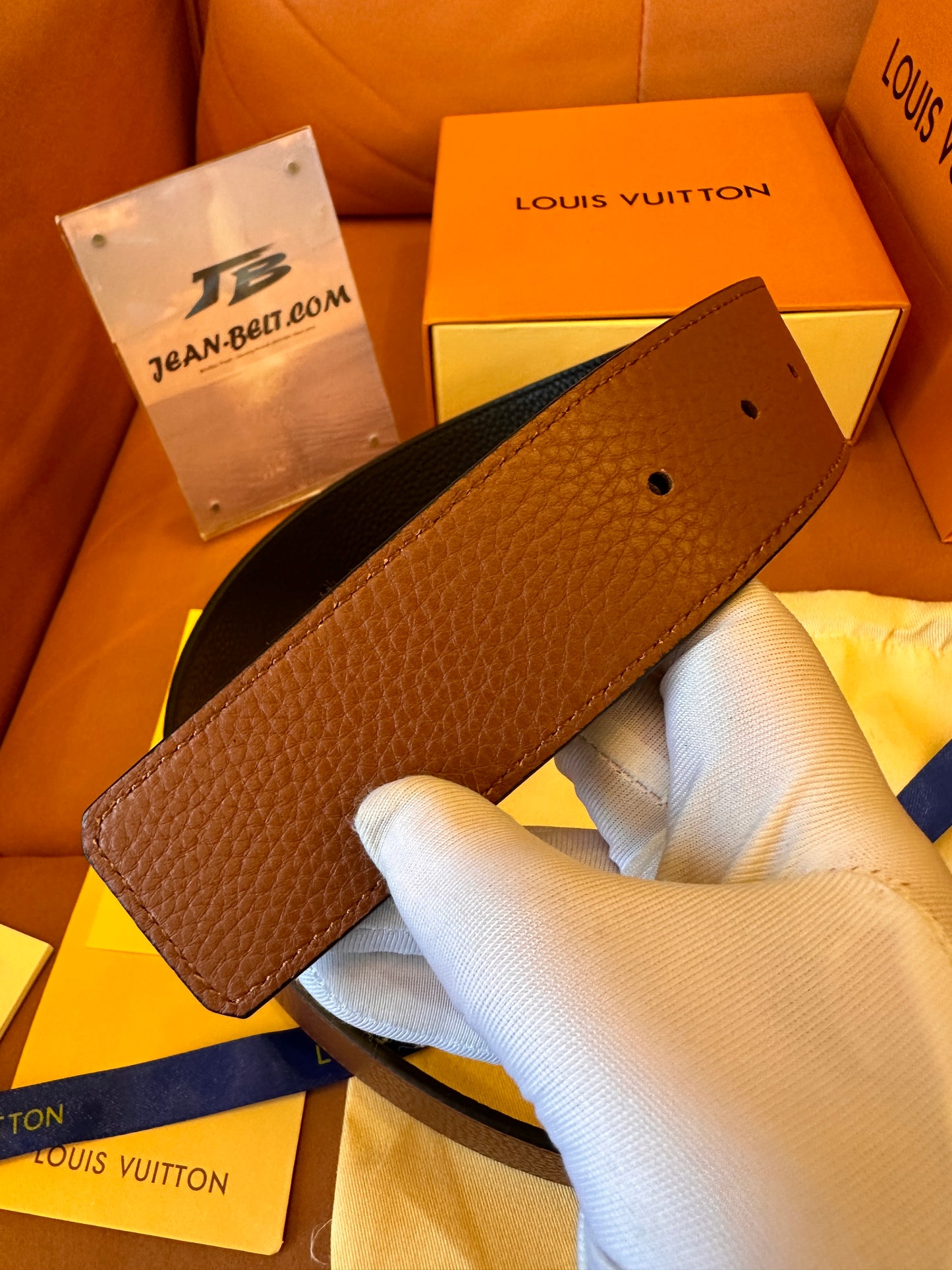 Louis Vuitton belt brown