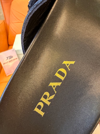 Prada slipper for unisex black