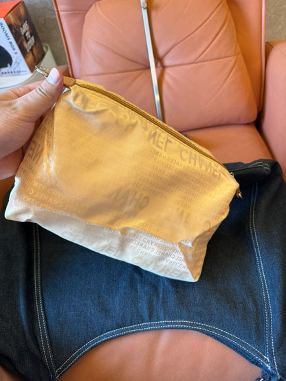 Chanel vintage tote jeans