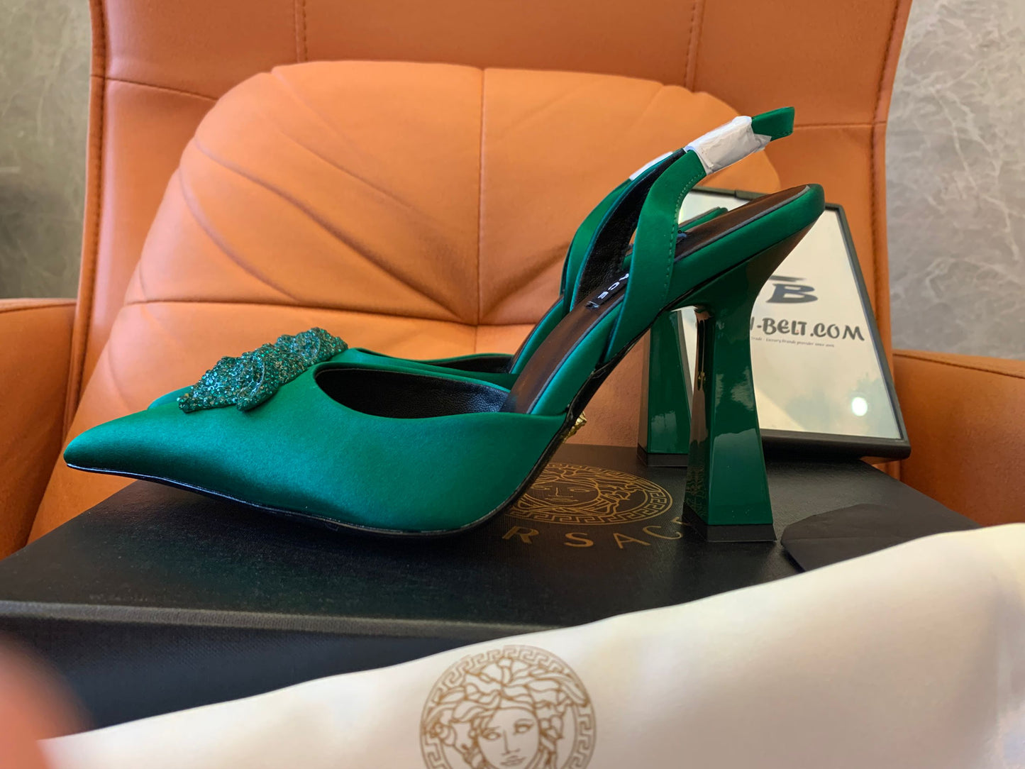 Versace women's green la medusa pumps