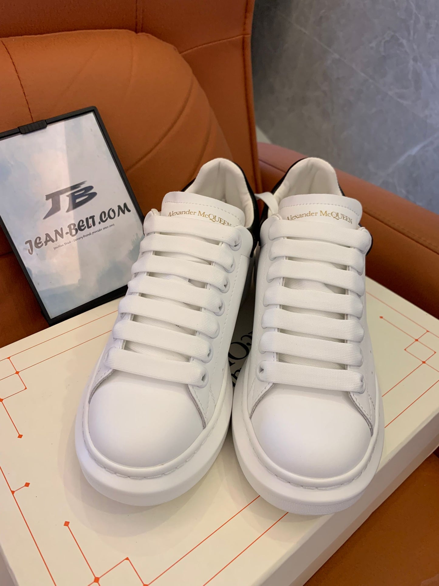 Alexander McQueen classic sneaker