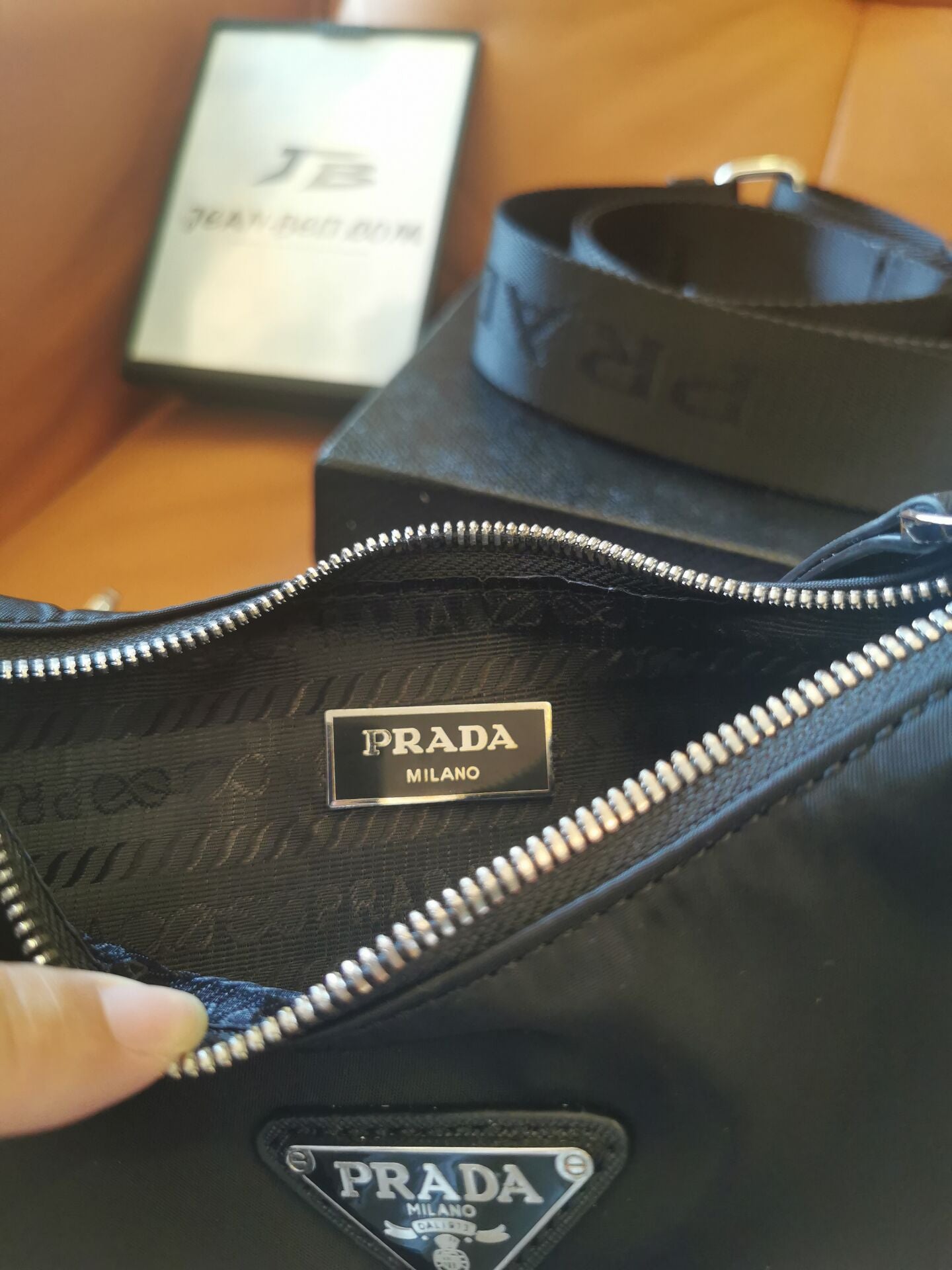 Prada nylon re-edition 2005 shoulder bag black