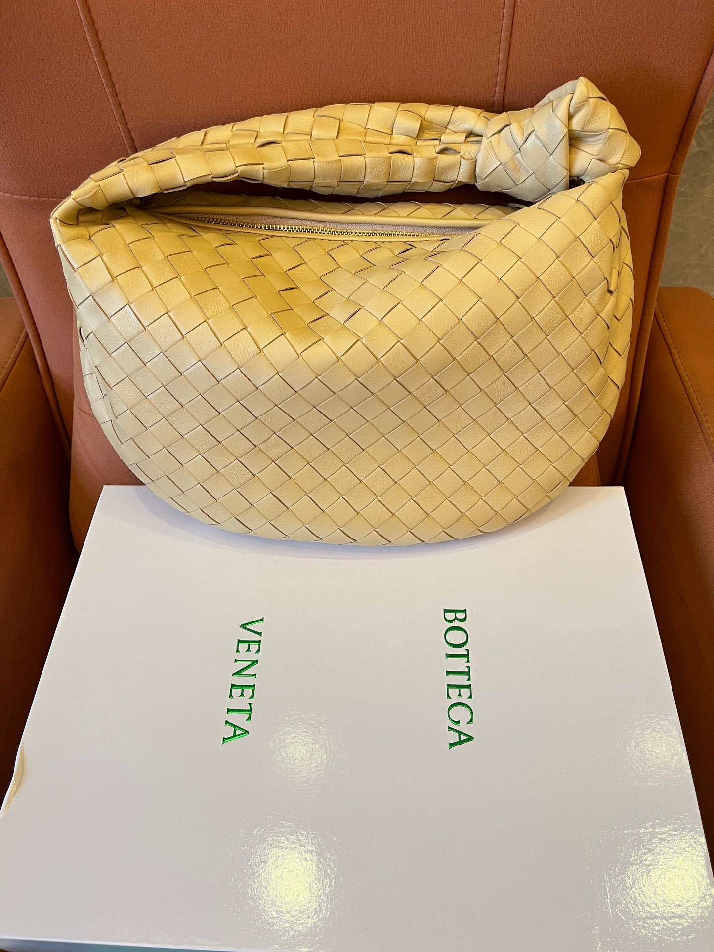 Bottega Veneta jodie II hobo bag apricot