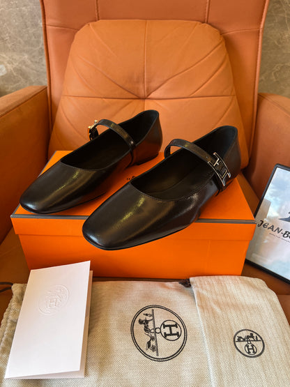 Hermes leather ballet flats black