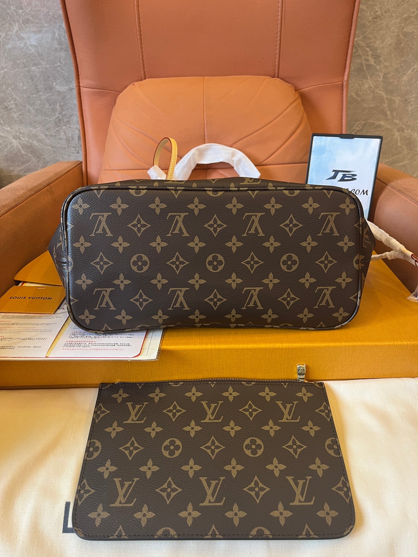 Louis Vuitton monogram canvas neverfull gm shoulder bags