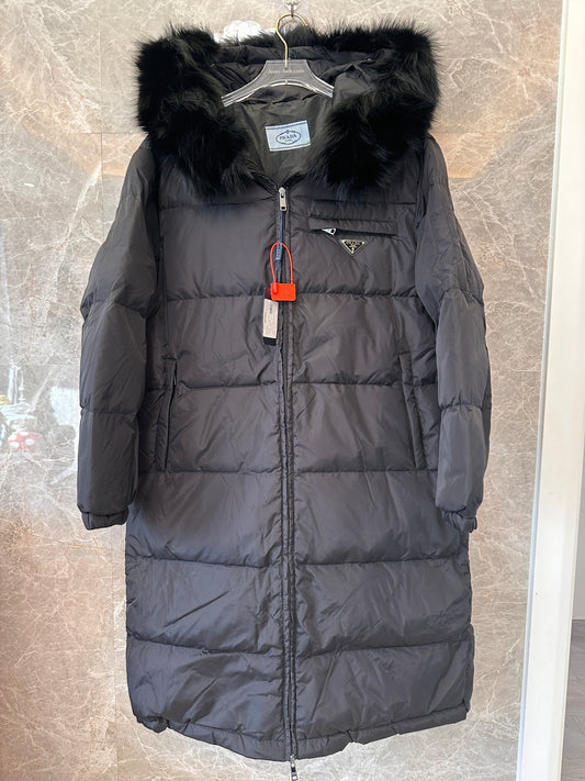 Prada imported high-end nylon flip down jacket