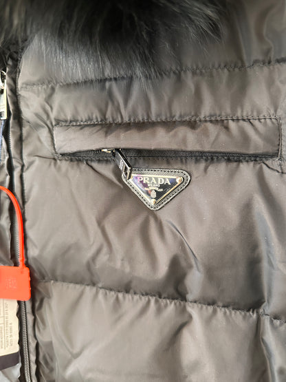 Prada imported high-end nylon flip down jacket