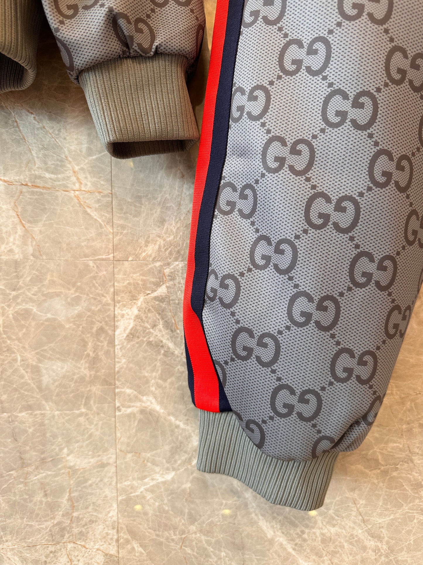 Gucci Jumbo GG for Men's long tracksuits