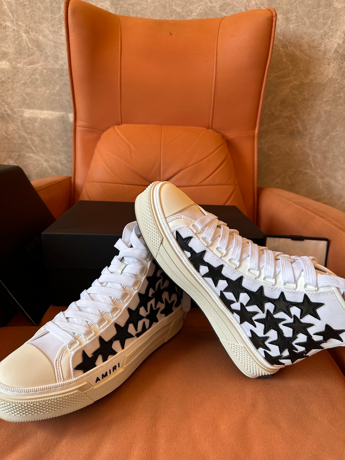 AmiriI star patch high-top sneakers - white with black star accents