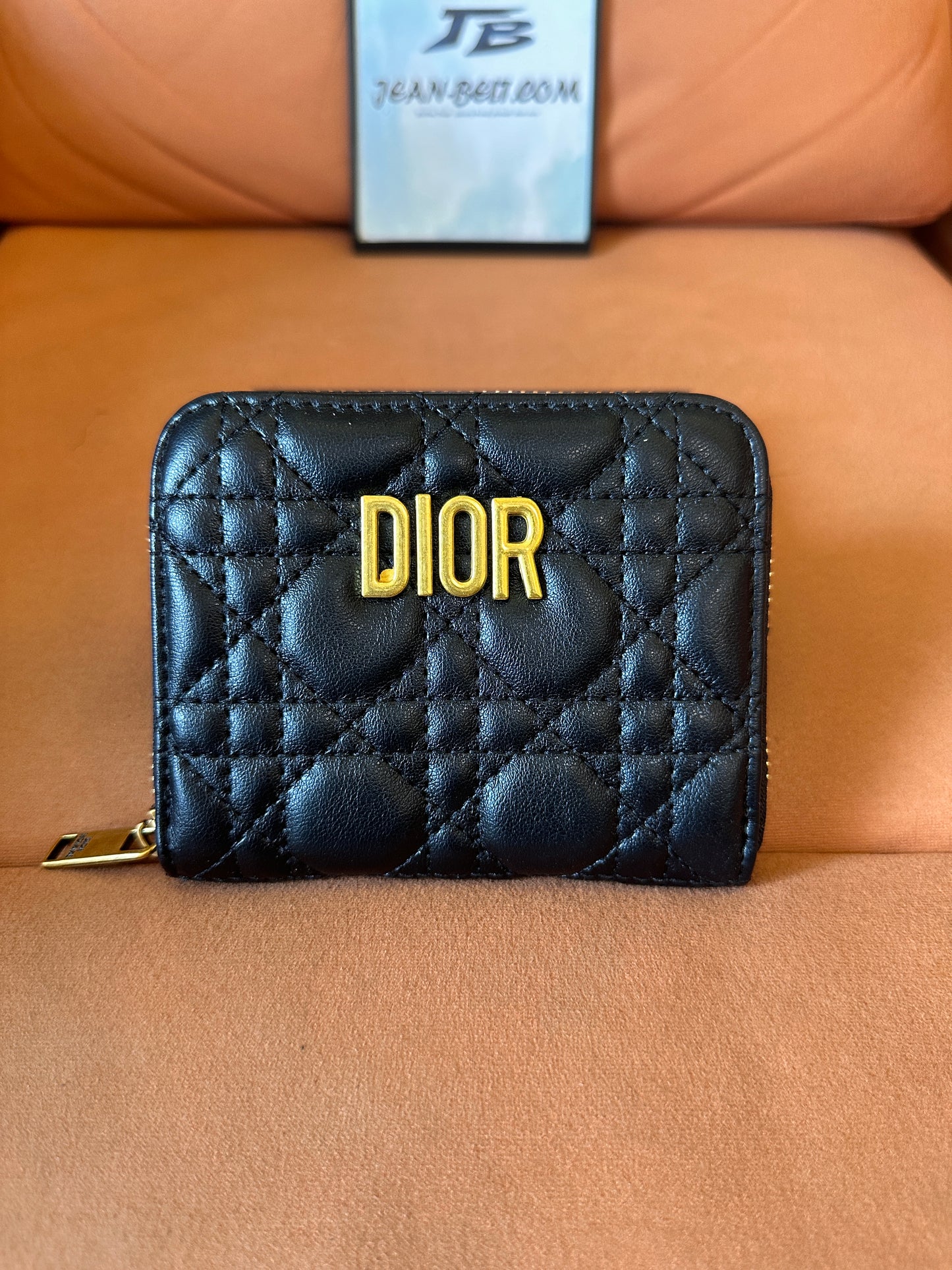 [Normal Quality]Dior quilted leather wallet with gold dior logo and zip-around closure