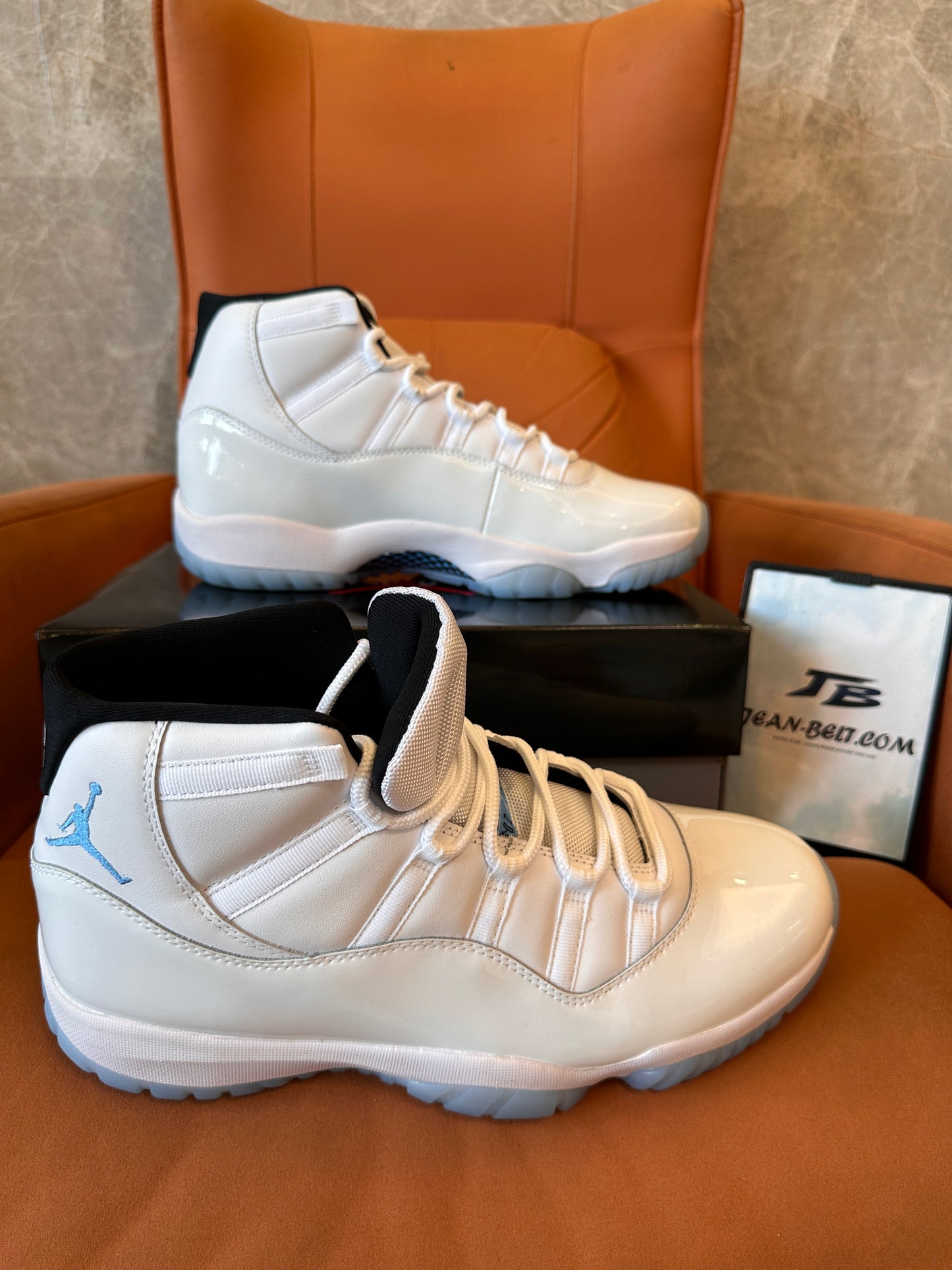 Air Jordan 11 Retro "Legend Blue"