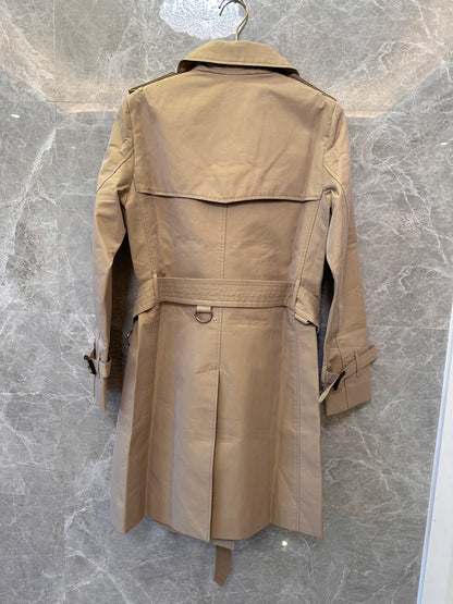 Burberry Kensington Heritage trench coat