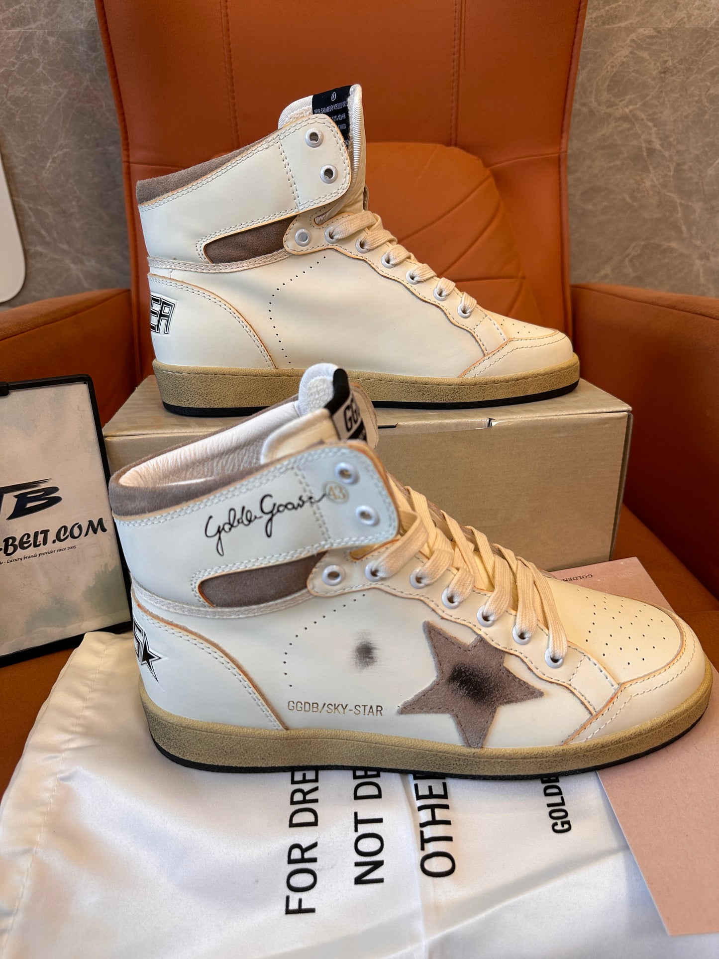 Golden Goose high-top sneakers - sky star collection