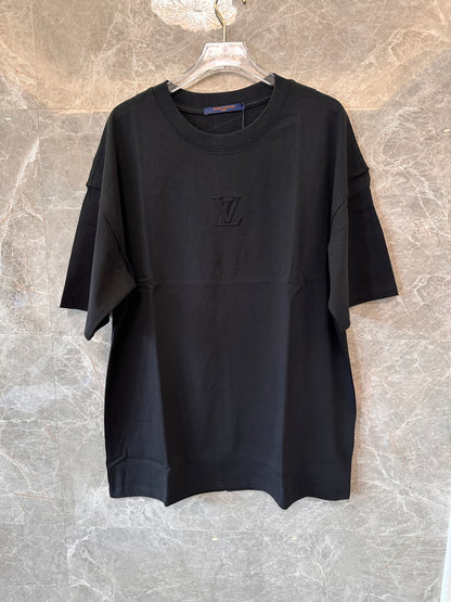 Louis Vuitton black short sleeve t-shirt