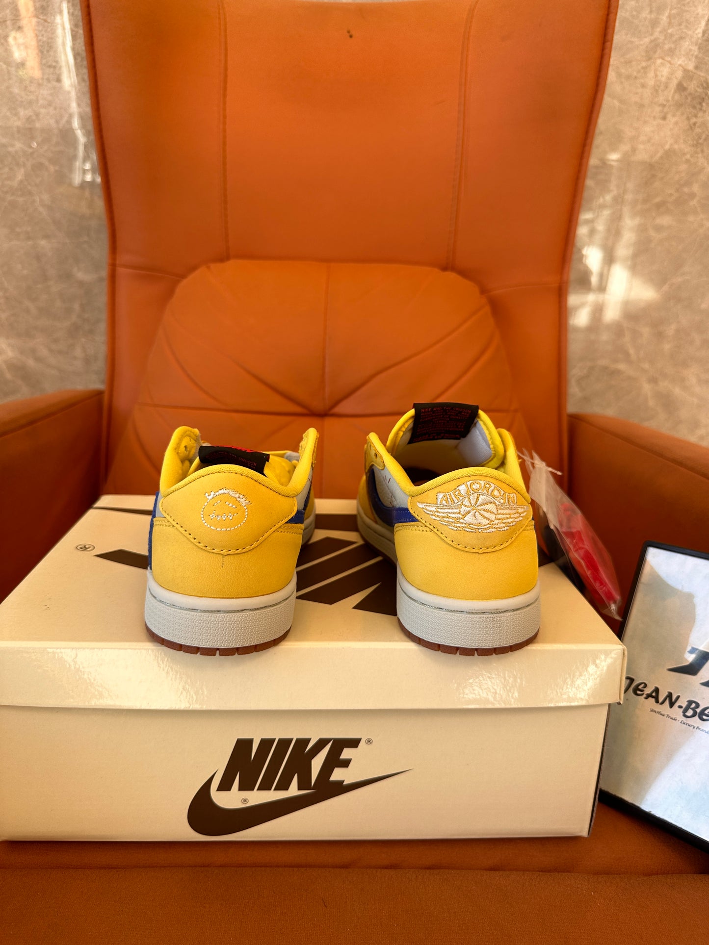 Nike Air Jordan 1 low SE yellow blue