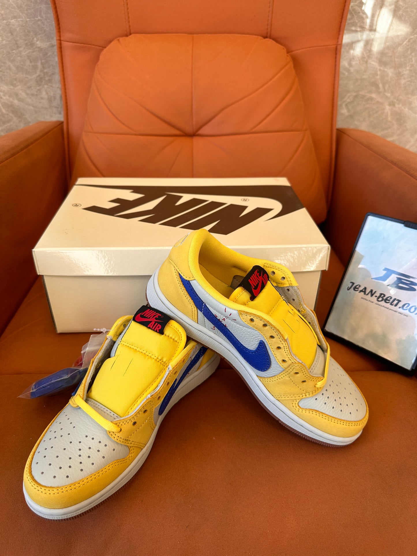 Nike Air Jordan 1 low SE yellow blue