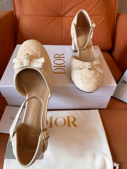 Dior J'Adior slingback pumps – beige quilted leather with pearl bow